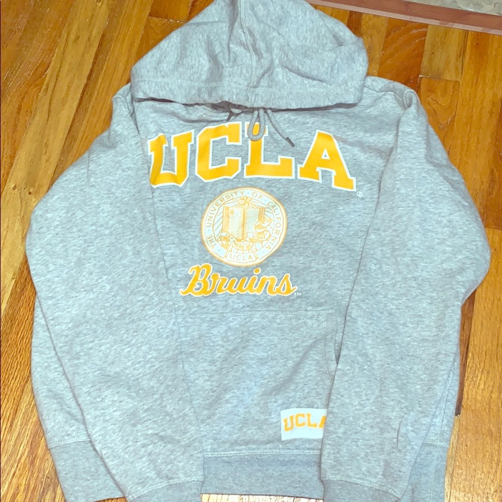 UCLA BRUINS SWEATSHIRT